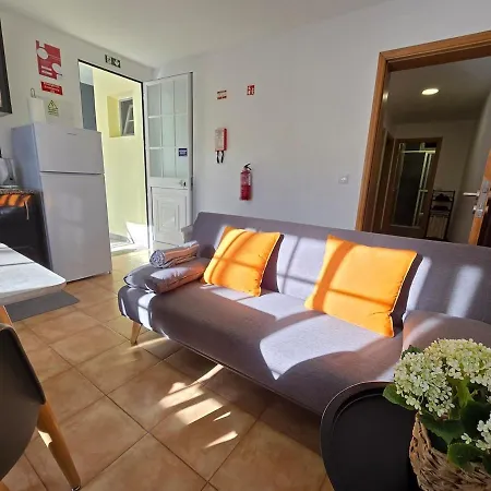 Autonomia House Ii Апартаменты
