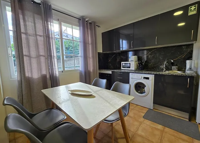 Autonomia House Ii * 卡马拉-德洛布什